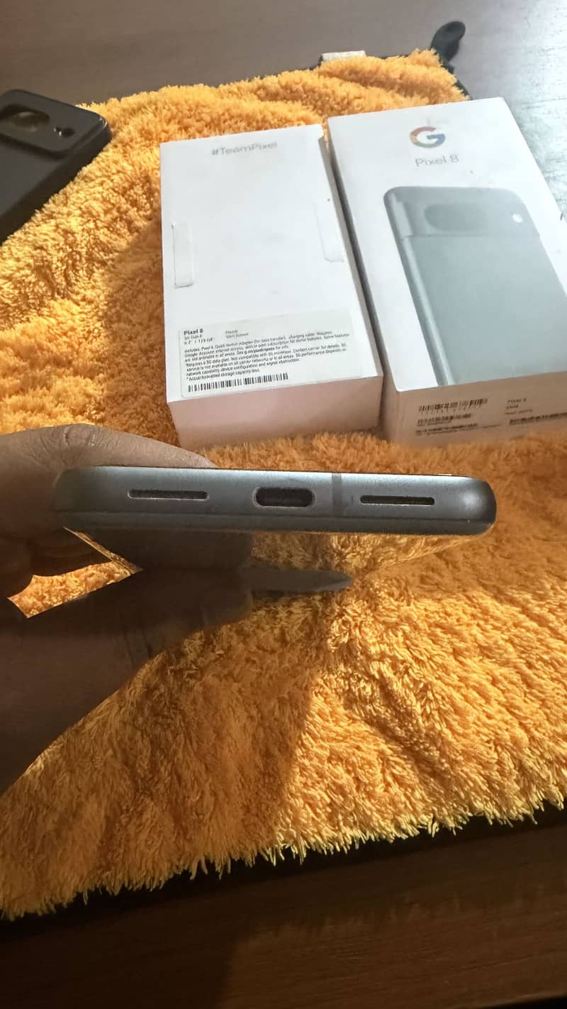 Google Pixel 8 1