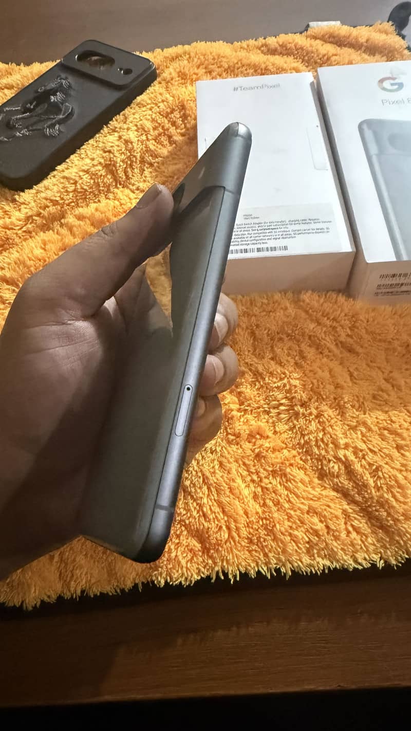 Google Pixel 8 2