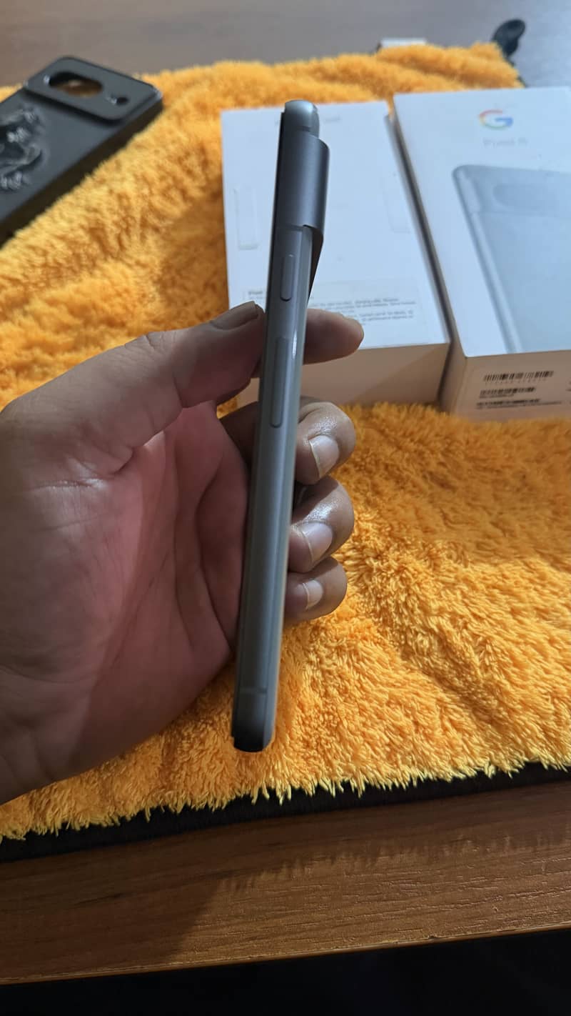 Google Pixel 8 3