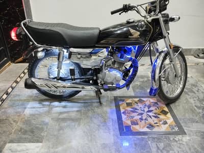 Honda self start Bike