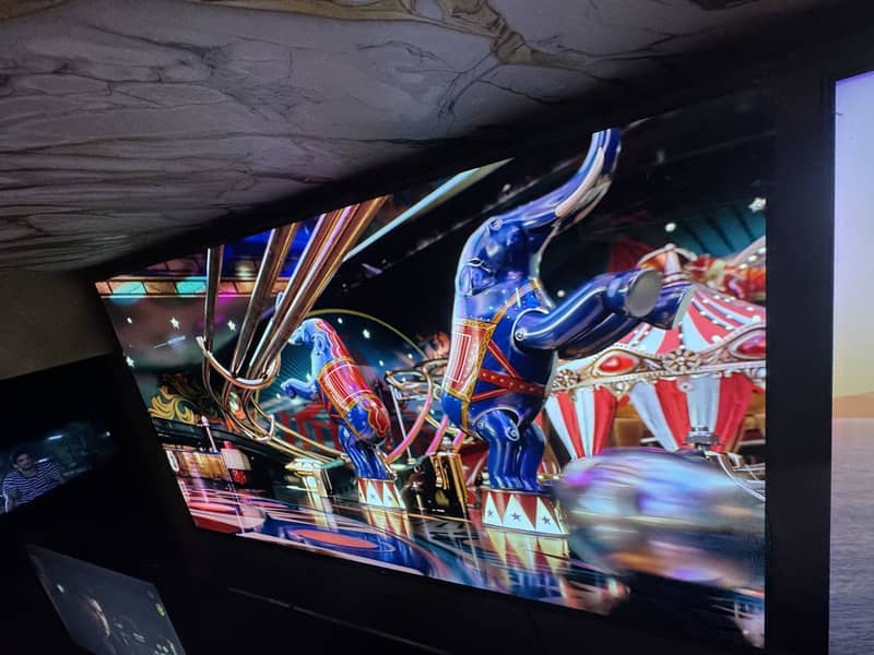 <65> SONY OLED 4