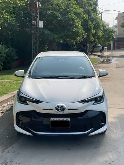 Toyota Yaris GLI CVT LE 2025