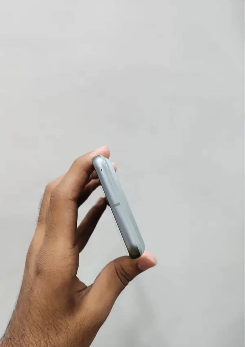 GOOGLE PIXEL 8 1