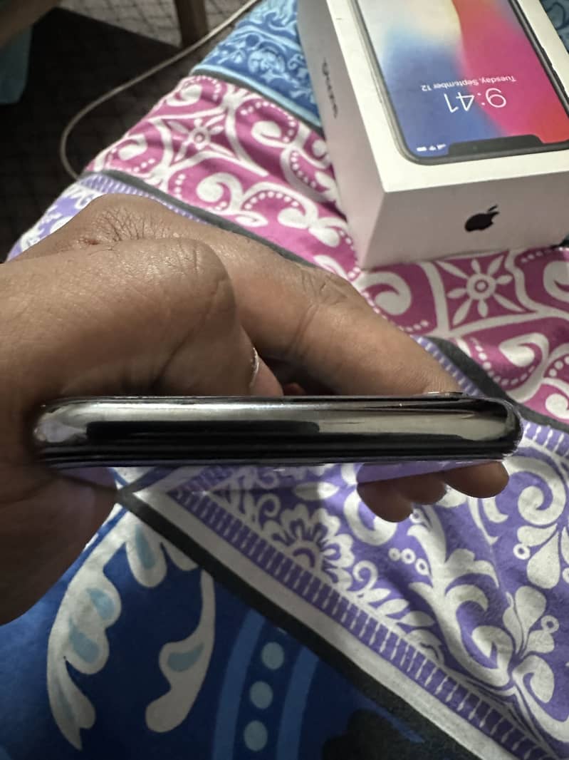 Apple iPhone X 1