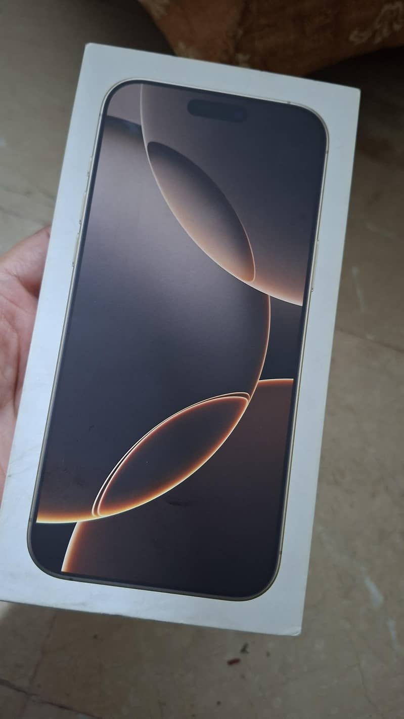 Apple iPhone 16 Pro Max 1