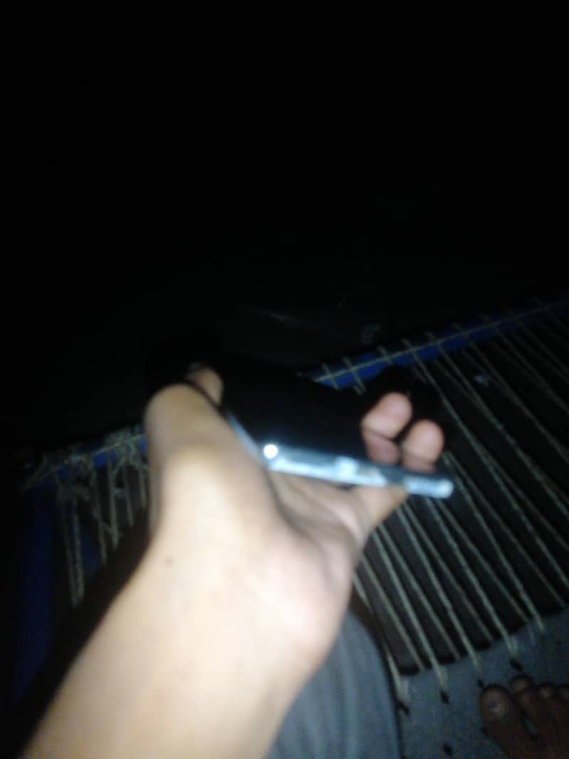 Tecno CAMON 40 Pro 4