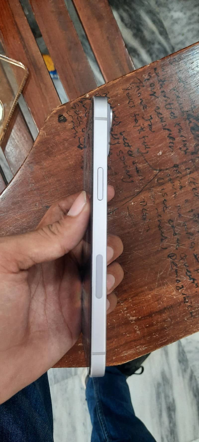 iphone 14 Plus 3