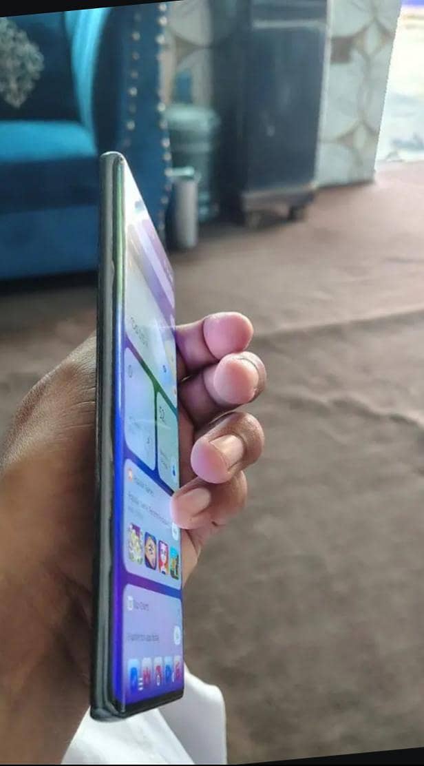 Infinix Note 40 Pro Plus 2