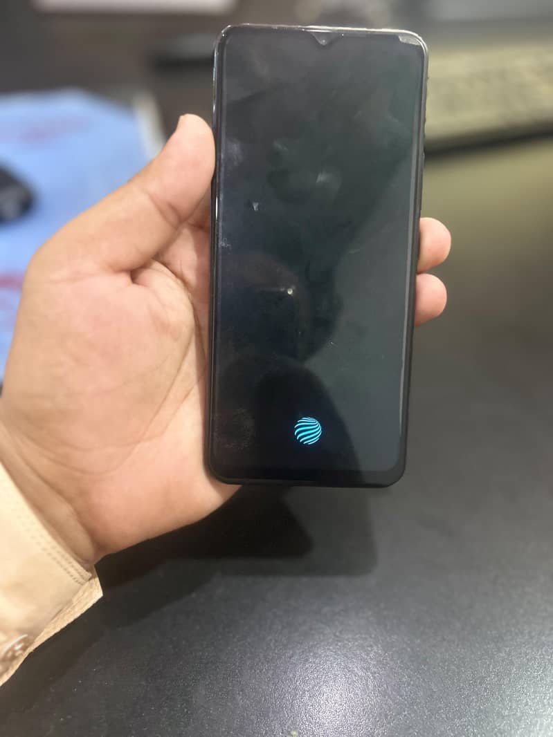 Vivo V21e 0