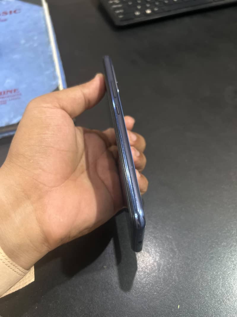 Vivo V21e 1