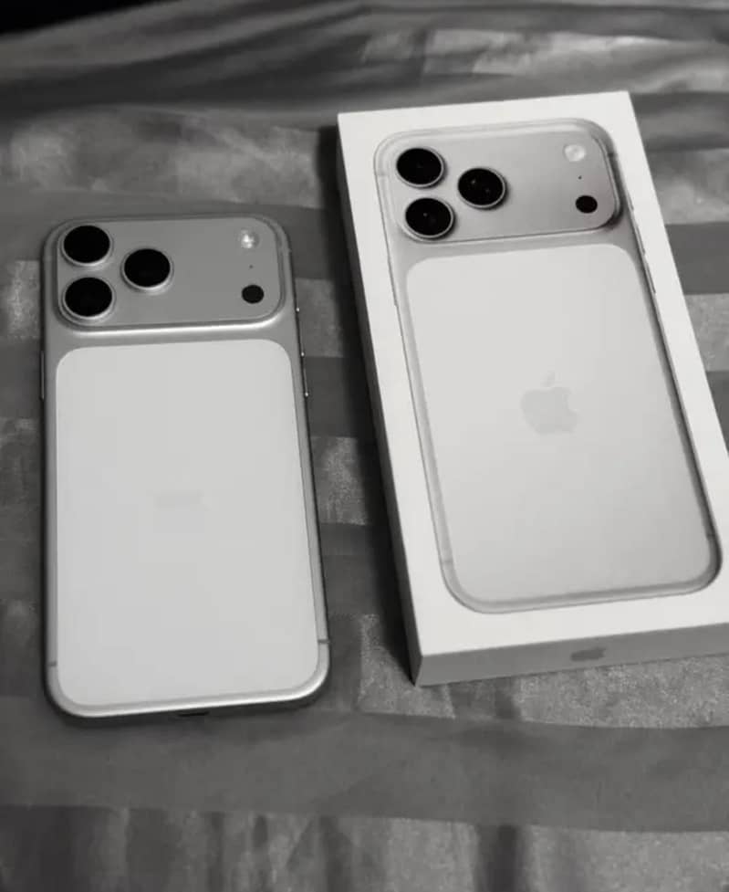 Apple iPhone 17 Pro Max 0