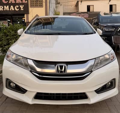 Honda Grace Hybrid 2015
