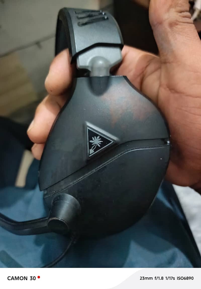 Recon 70 Headset 2
