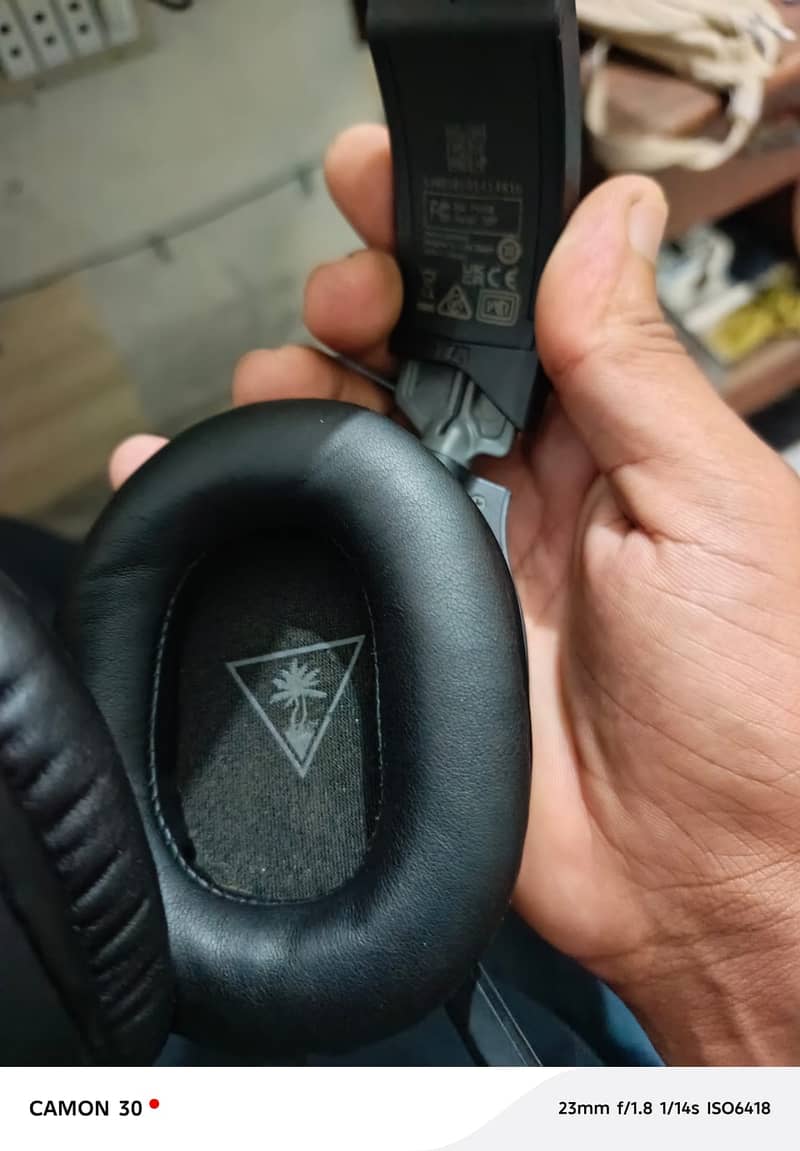 Recon 70 Headset 3