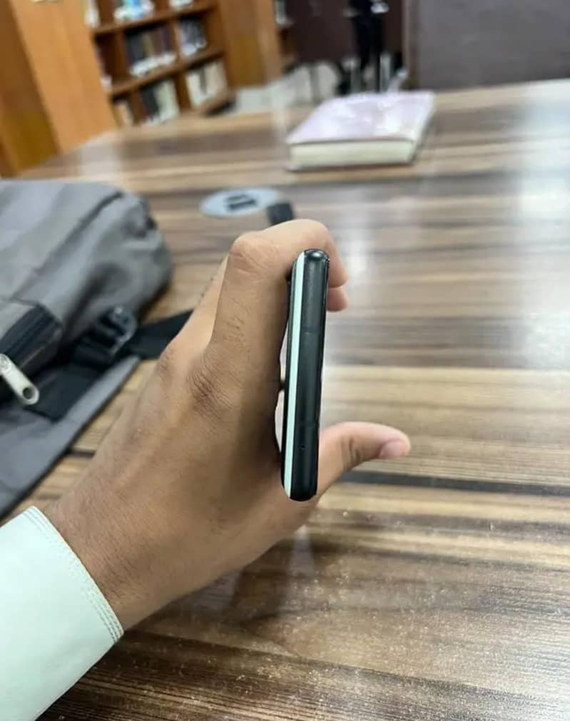 Google Pixel 6a 2