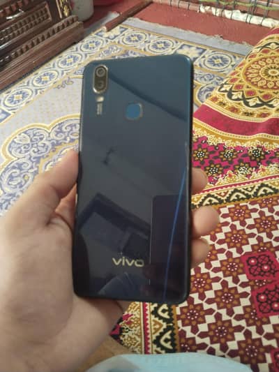 Vivo Y11