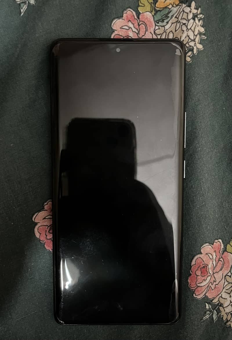 Xiaomi Redmi Note 14 Pro 1