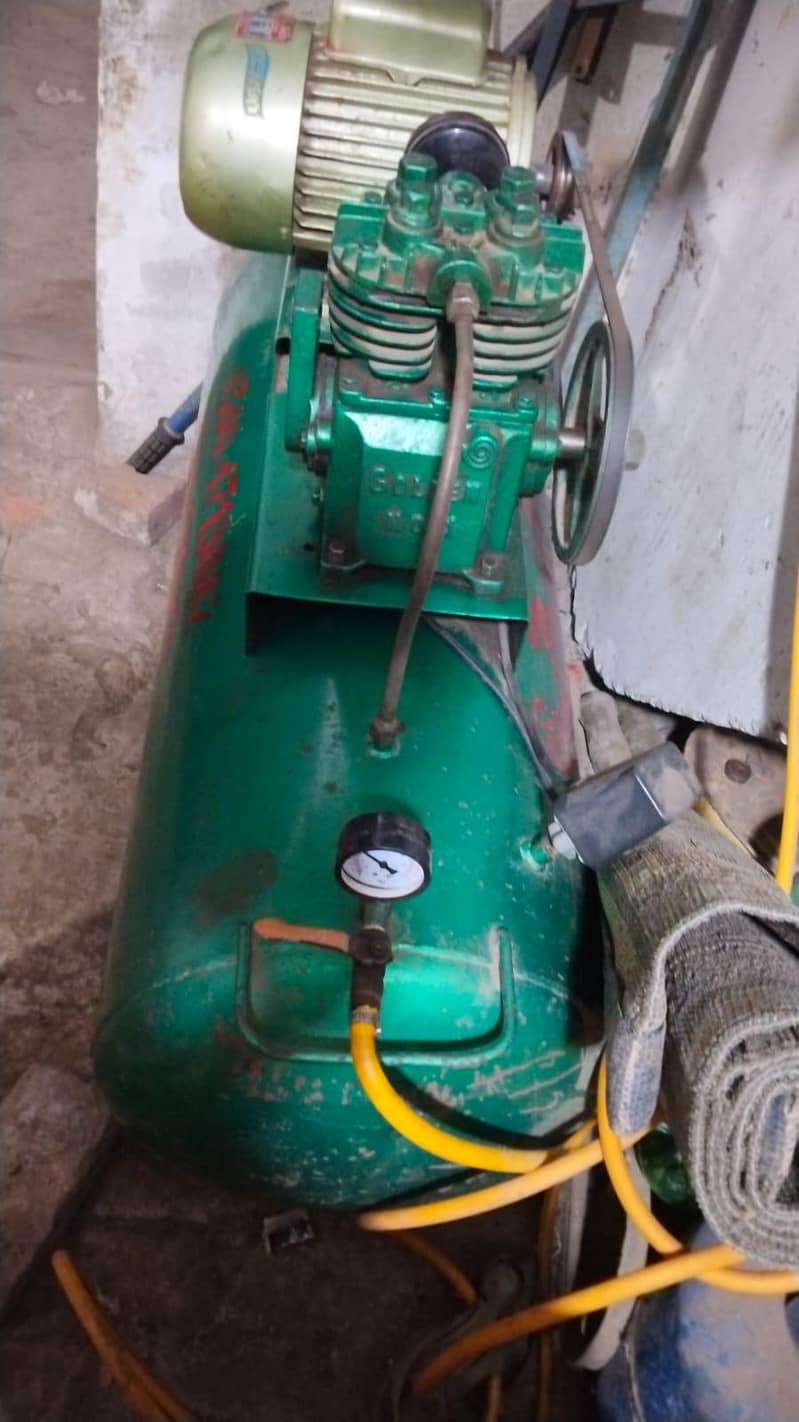 Air compressor machine 0