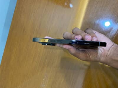 Apple iPhone 14 Pro