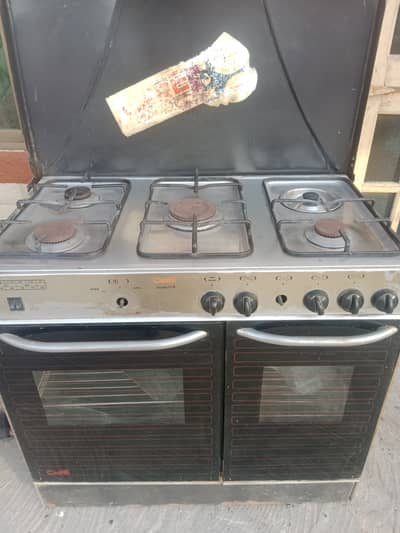 Cooking range stove