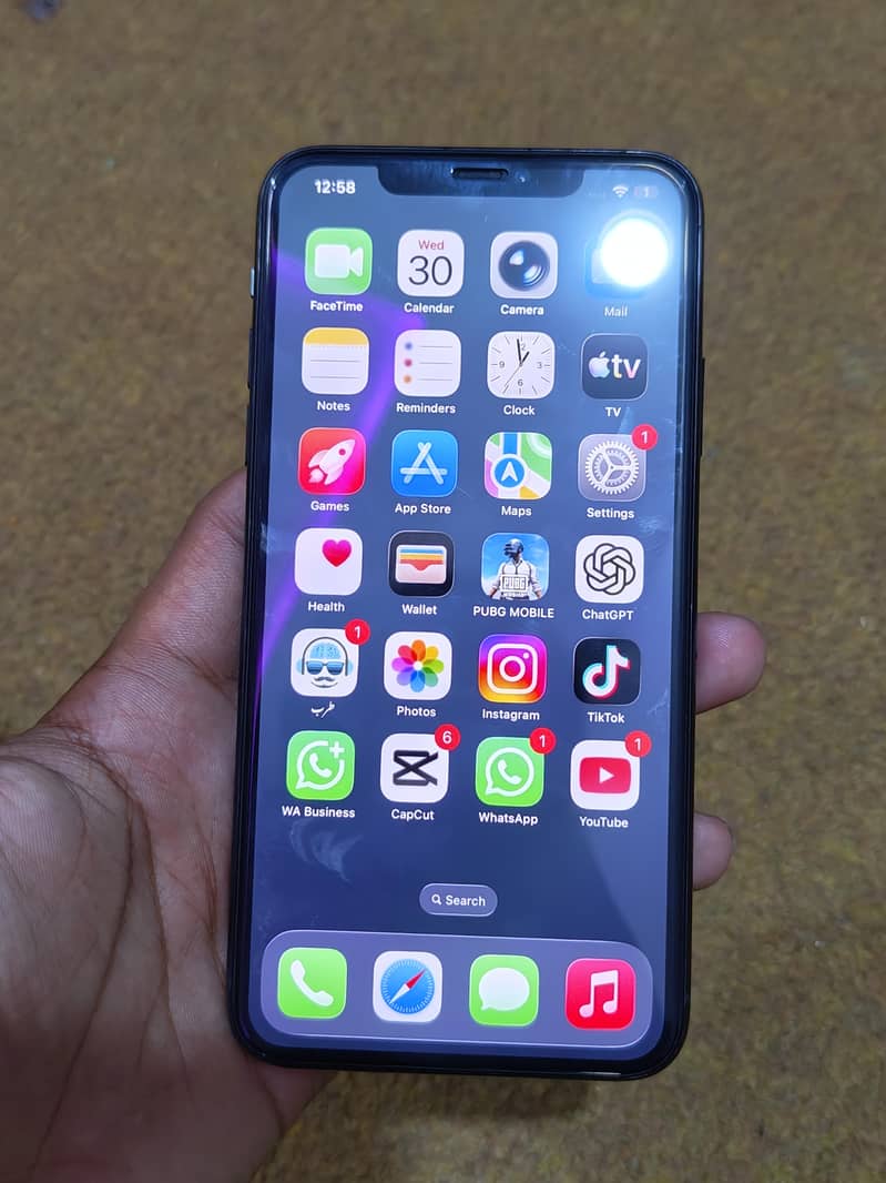 Apple iPhone 11 pro max 5