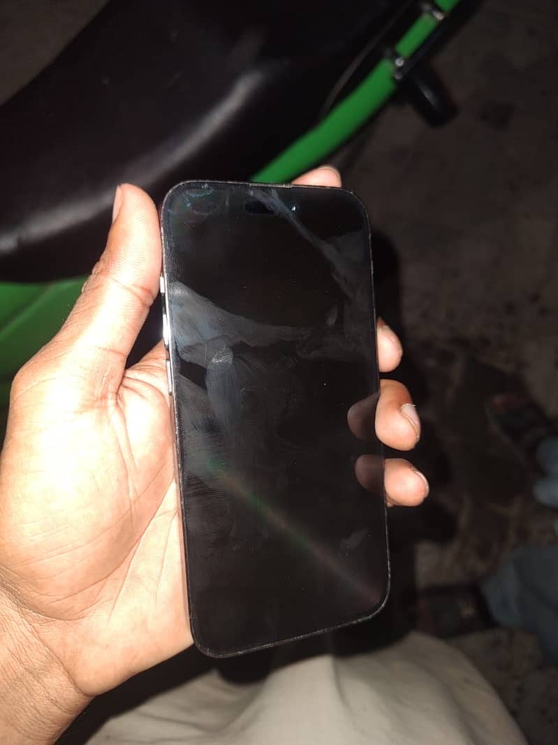 Apple iPhone 14 Pro 4