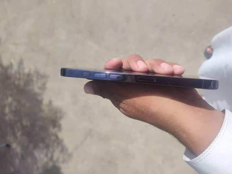 Apple iPhone 14 Pro 11