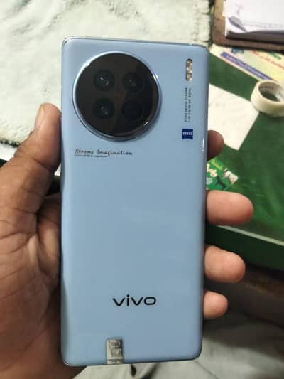 Vivo X90s