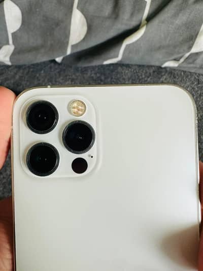 Apple iPhone 12 Pro