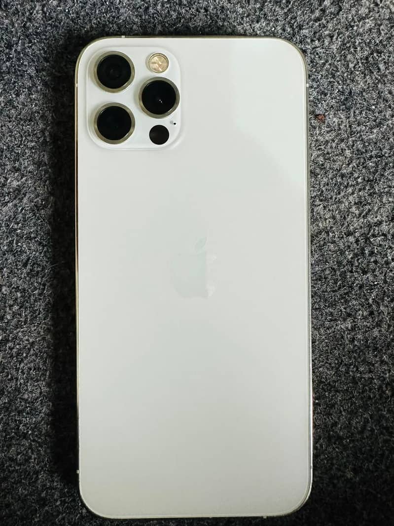 Apple iPhone 12 Pro 1