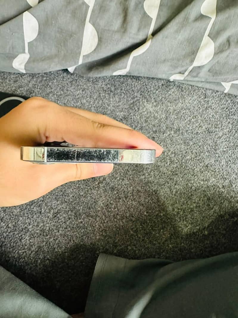 Apple iPhone 12 Pro 5