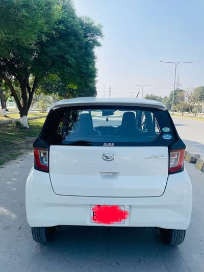 Daihatsu Mira 2022
