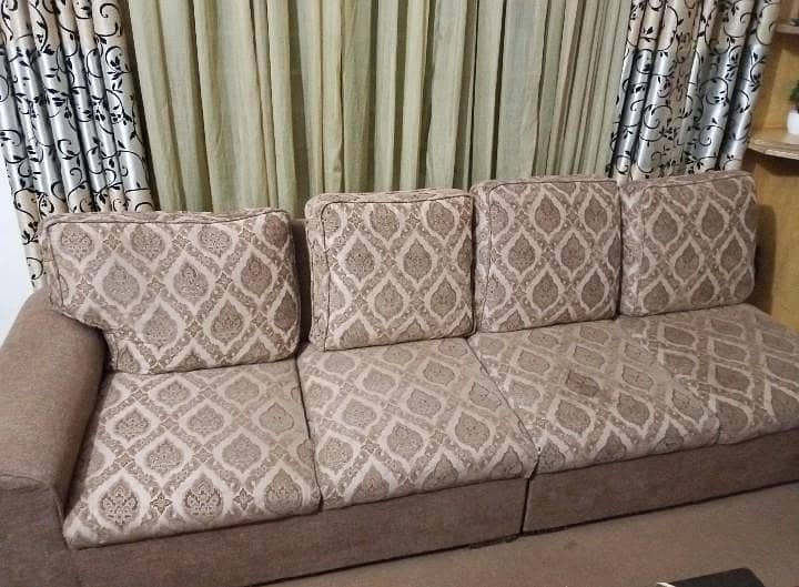 sofa and dewan 4