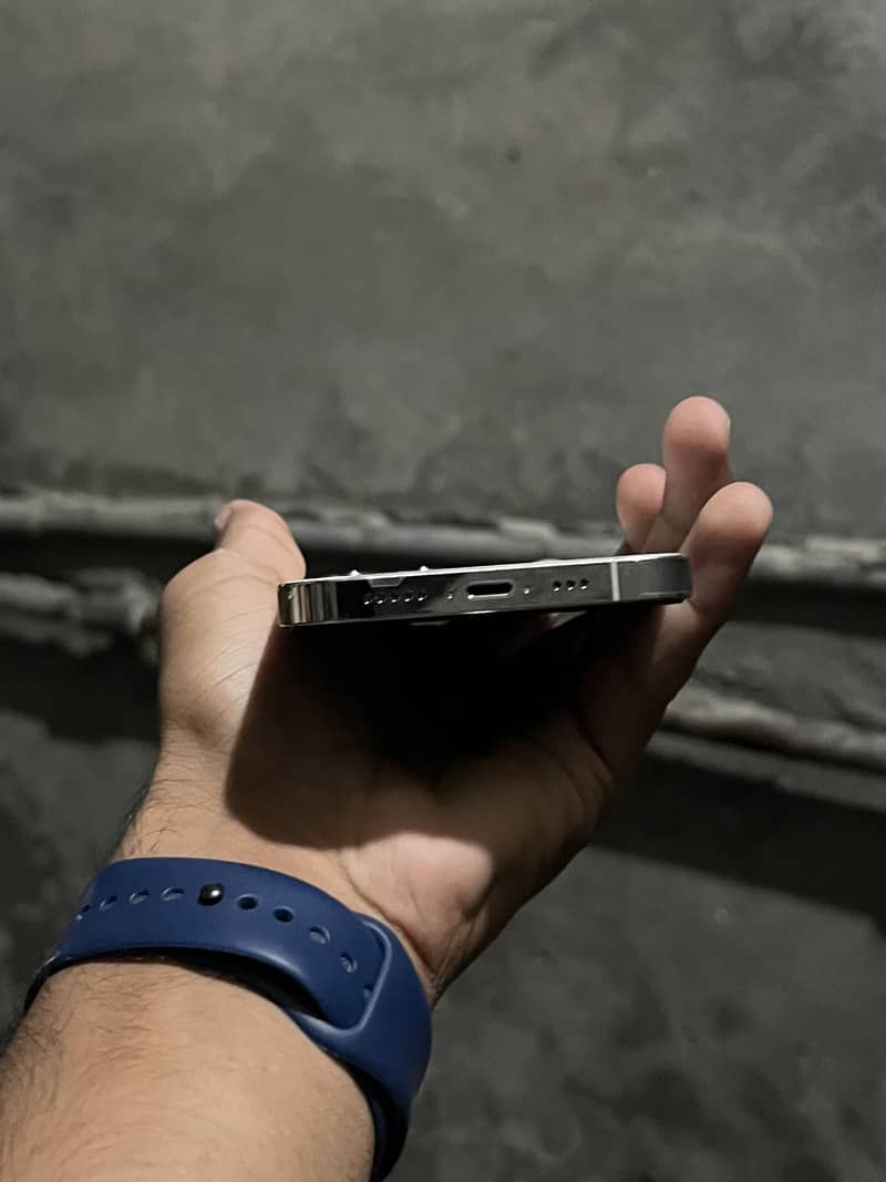 Apple iPhone 13 Pro 5