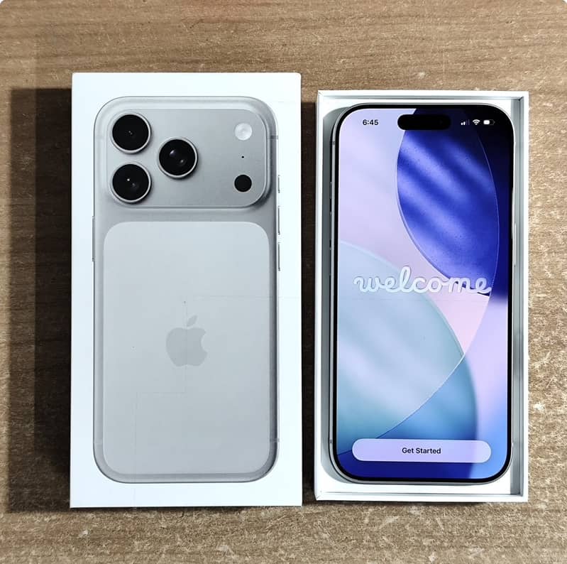 Apple iPhone 17 Pro Max 0
