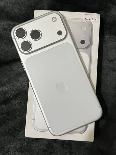 IPhone 17ProMax Silver