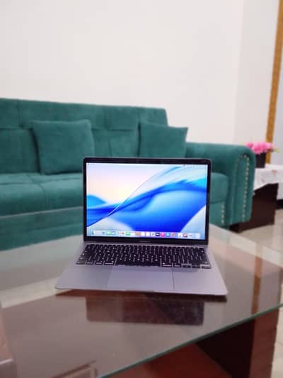 MacBook air 2020