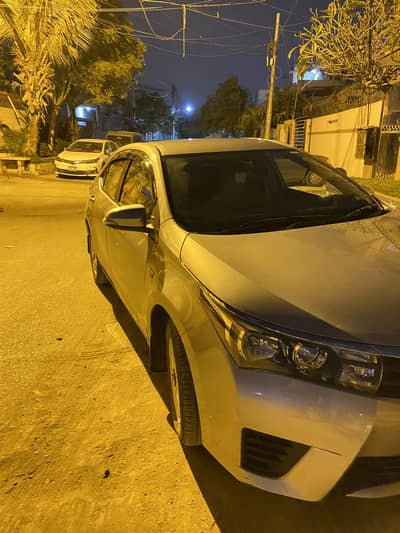Toyota Corolla Altis 2015