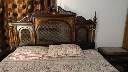 Pure Solid Tali Wood Bed with Sides Table
