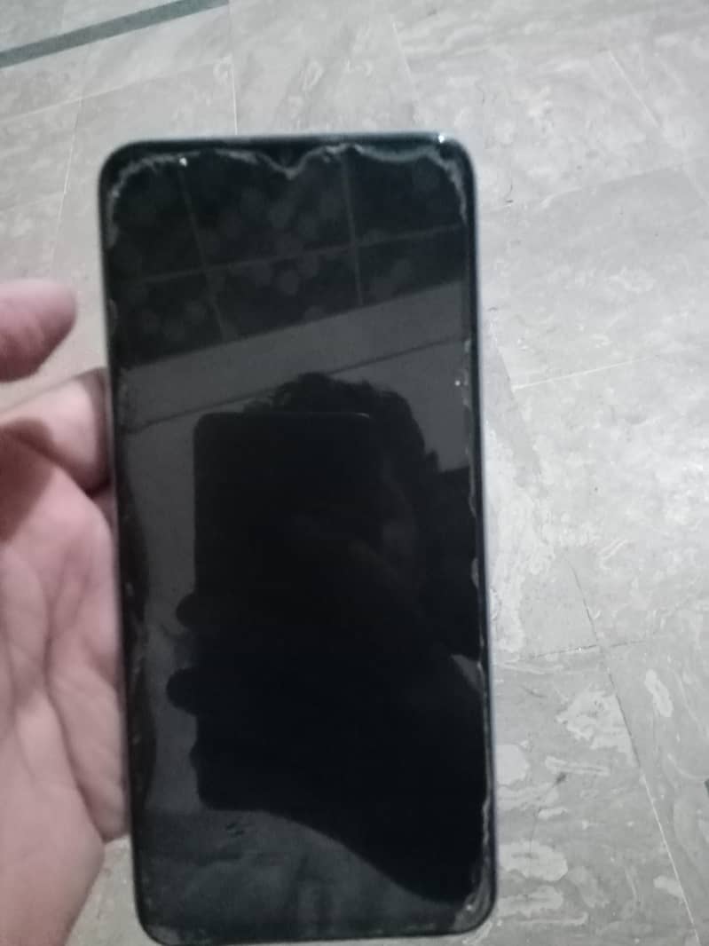 OPPO A17 0