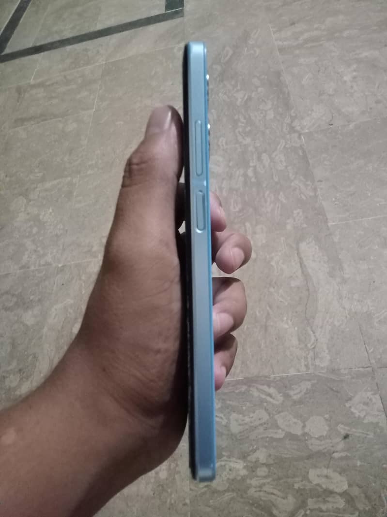 OPPO A17 1