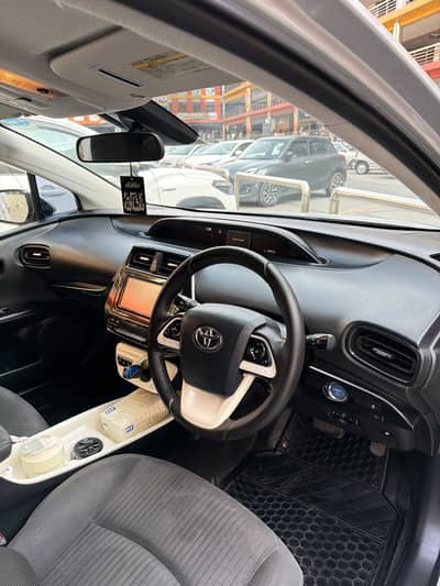 Toyota Prius 2018