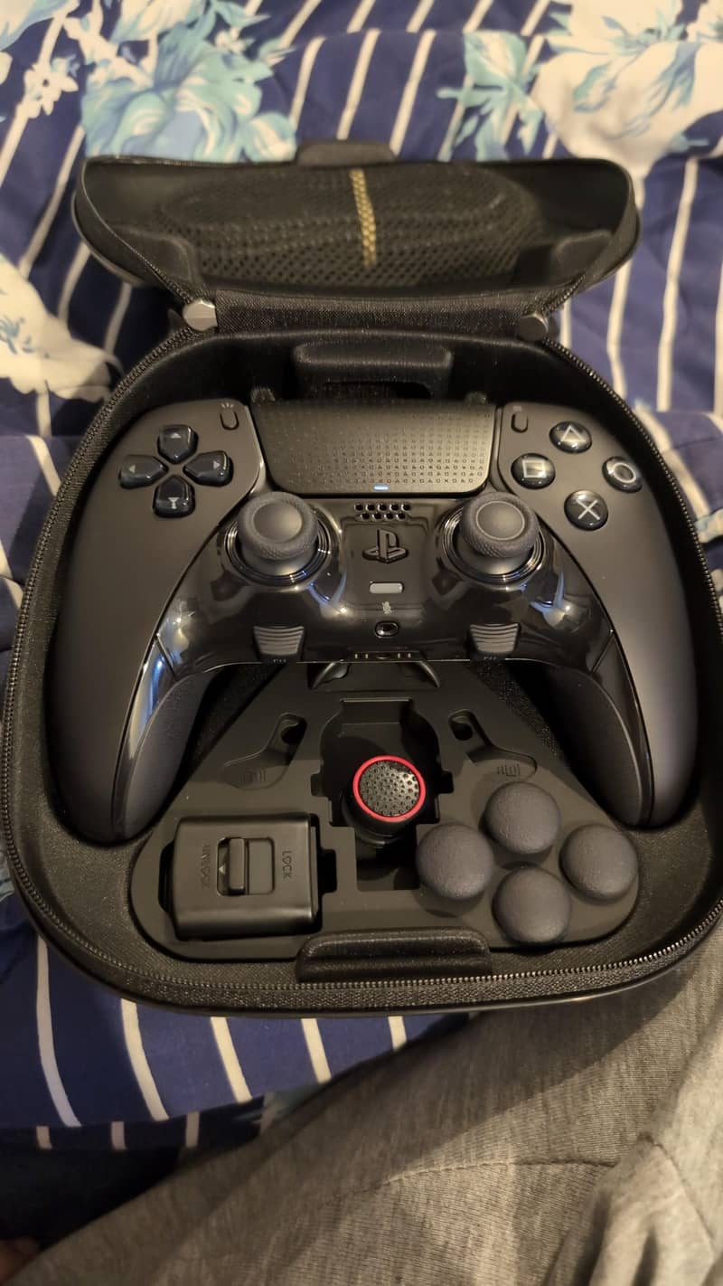 Ps5 dualsense edge controller 1