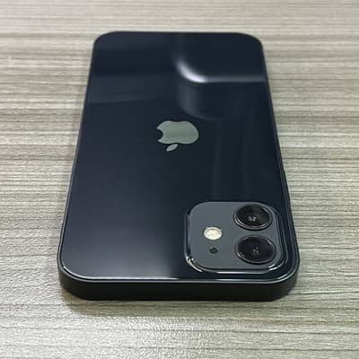 Apple iPhone 12