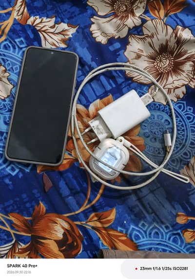 Vivo Y20 with complete set