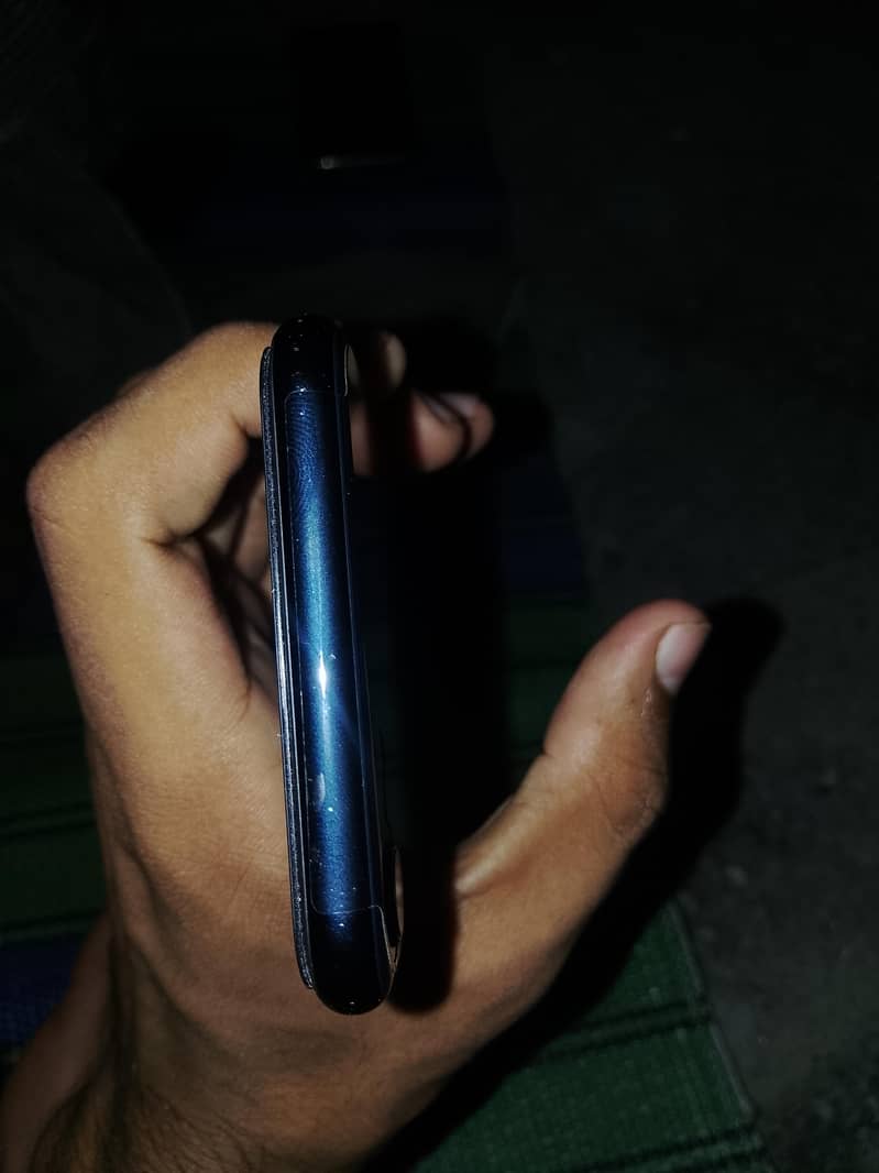 Apple iPhone SE 7