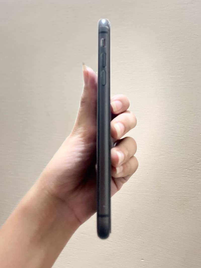 Apple iPhone 11 2