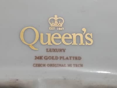 Gold plated dinner set