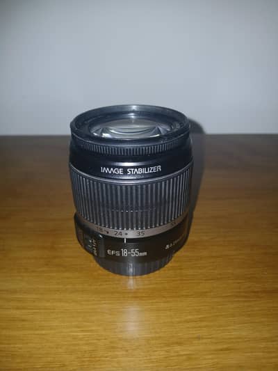 Canon EF-S 18-55mm f/3.5-5.6 IS Kit Lens