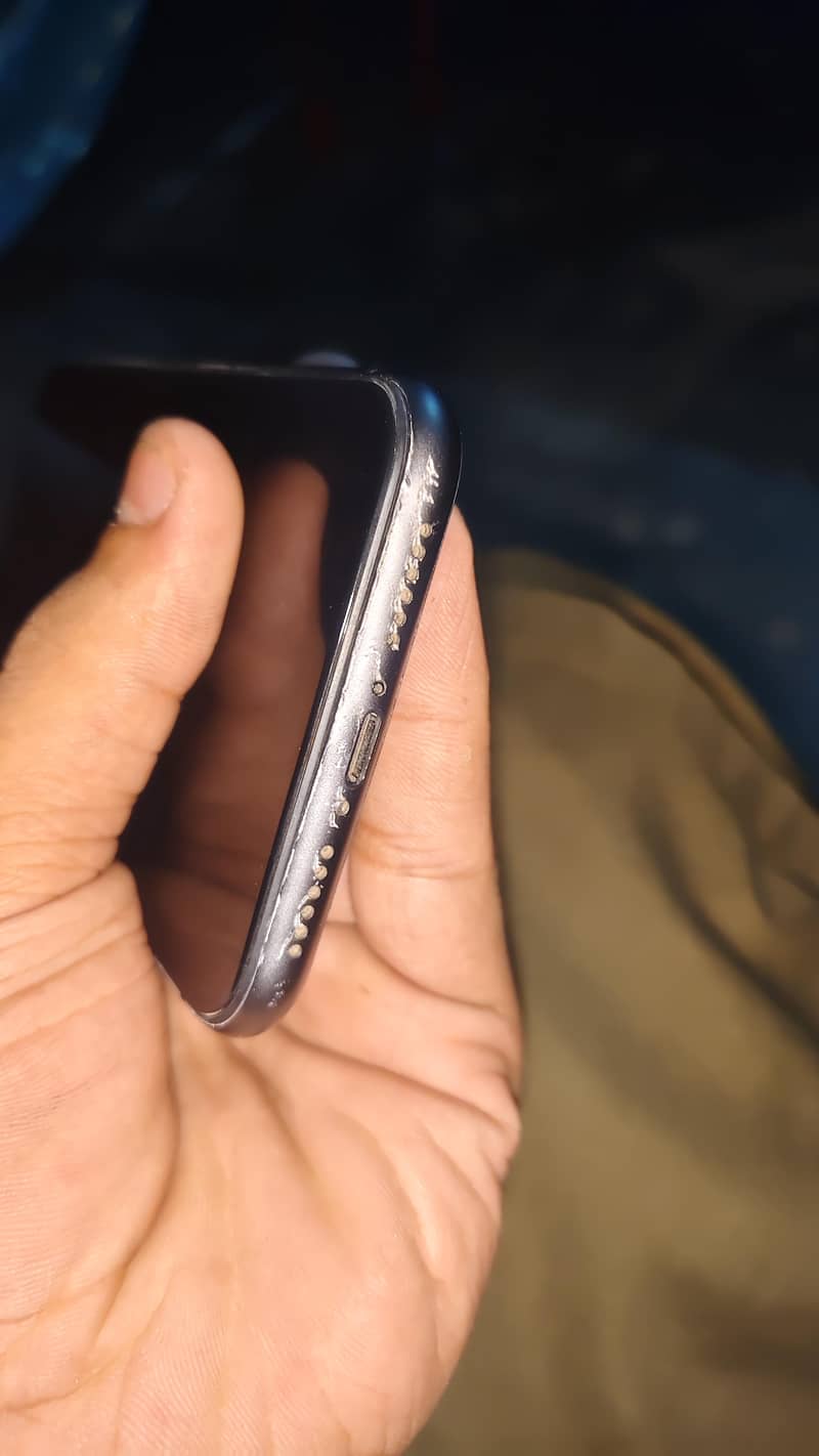 Apple iPhone 11 2